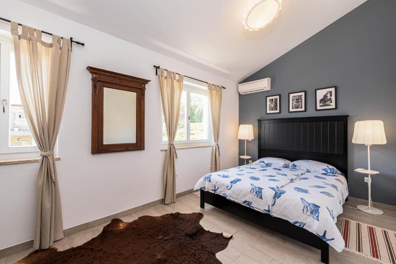 Apartment Villas Kolumbera With Private Pools *
