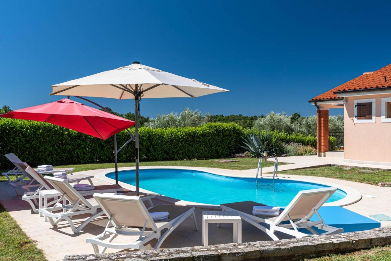 Apartment Villas Kolumbera With Private Pools