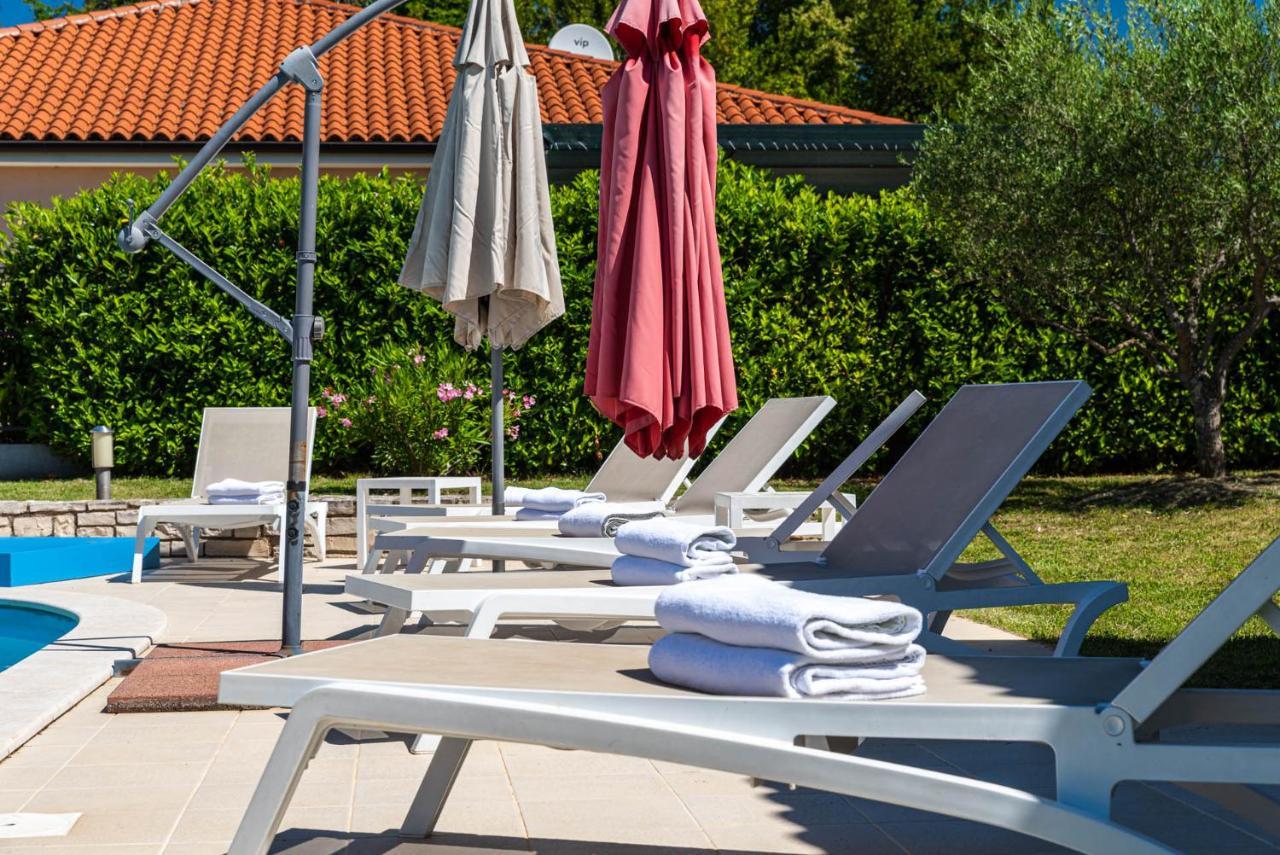 Villas Kolumbera With Private Pools Apartment Kolumbera